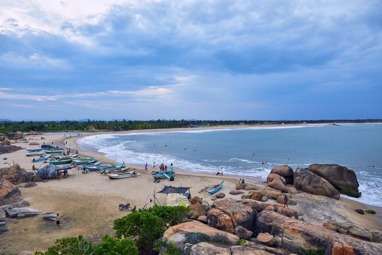 Water Edge Hotel&Restaurant Arugam Bay Exterior foto