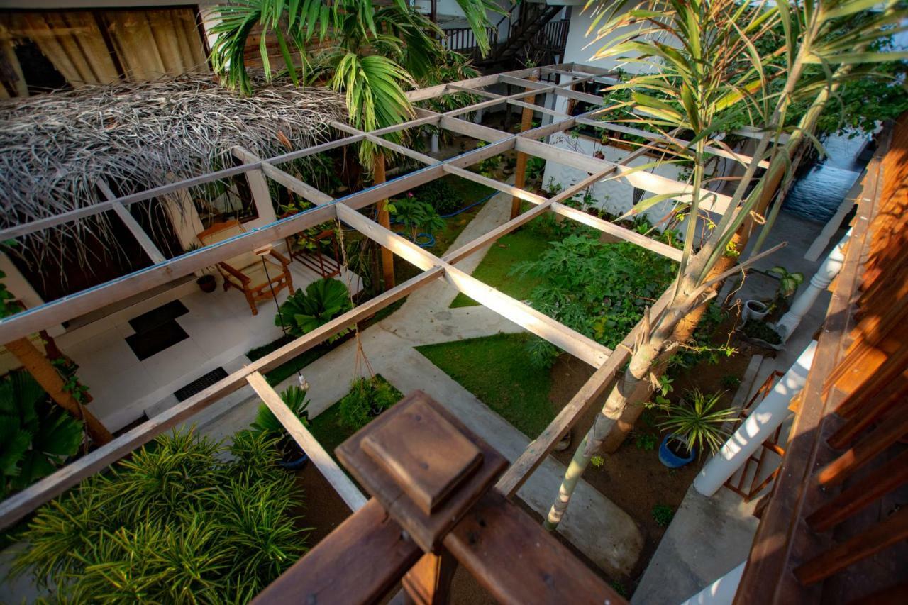 Water Edge Hotel&Restaurant Arugam Bay Exterior foto