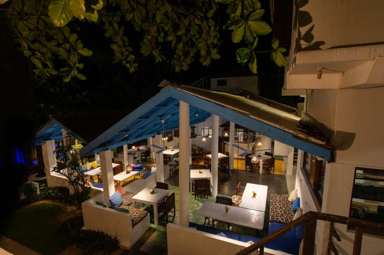 Water Edge Hotel&Restaurant Arugam Bay Exterior foto